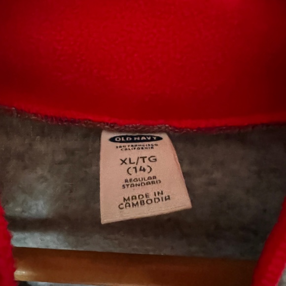 Old Navy Fleece Pullover - Picture 4 of 5